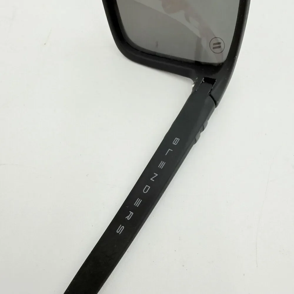 BLENDERS EYEWEAR VICTORY LANE Polarized Sunglasses Matte Black Smoke Lens